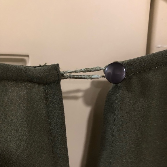 ☀️ Rebellion Olive Green Jumpsuit Size M - Picture 8 of 10